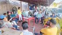 Buscan pescadores opción en el turismo