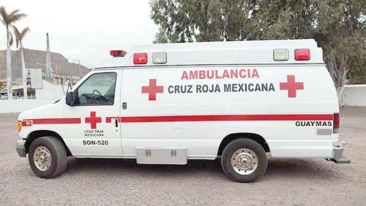 DEJA DOS PERSONAS HERIDAS  Choque de vehículos