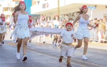 DESFILE REVOLUCIONARIO  Un éxito en Guaymas