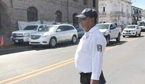 EN LA AVENIDA SERDÁN  Choca dompe contra Sedán