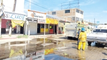 EN CENTRO DE LA CIUDAD  Se queman negocios