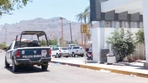 CHOQUE DE AUTOS  Deja daños materiales
