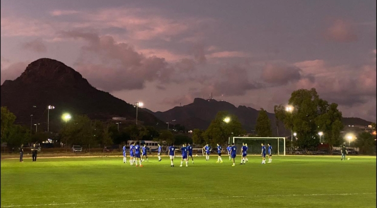 Golea Mercadito a UTG