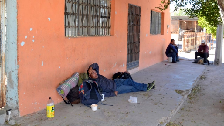A TRAMPITAS  Familias dan alimentos