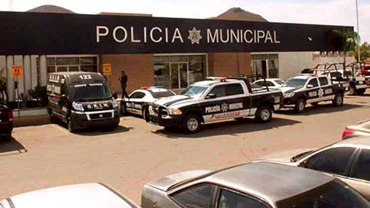 EN LAS VIAS  Se registra choque de vehículos