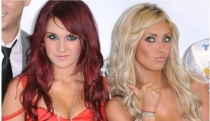 Tras enojo de Dulce María por ignorarla, redes sociales de RBD reparan su error