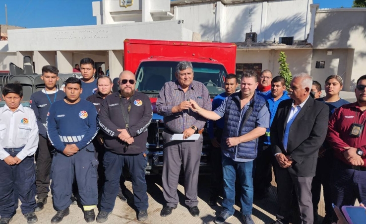 Recibe CNE ambulancia