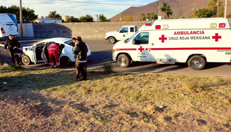 PERSONA LESIONADA  Se registra triple choque