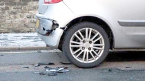 Resulta lesionada mujer en accidente