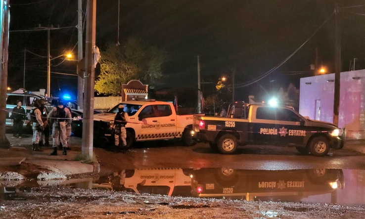 Acribilla a mujer y hombre