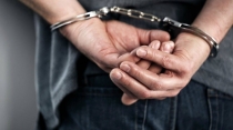 El agresivo sujeto fue detenido.  TRAS INTENTAR AGREDIR A TRAMPITA