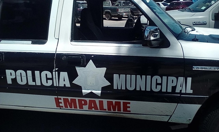 Frustran robo de calzado. Sorprenden a ladrón tratando de llevarse tenis