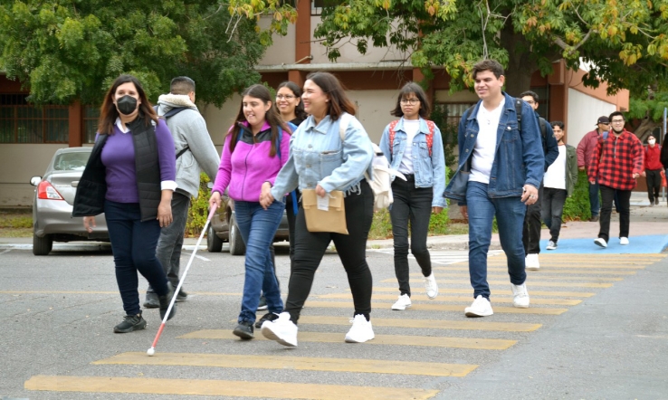 En la Unison Regresan a clases 30 mil estudiantes