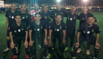 Mante golea a Peckes