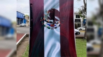 En Nayarit cambian colores de la Bandera por el de Morena; Gobernador se disculpa