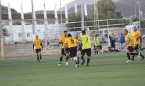 Magisterio golea a Chivas