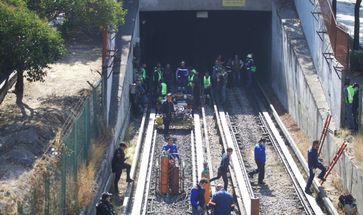 También resultaron 59 heridos. Choque en el Metro deja un muerto