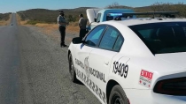 Resulta lesionado al participar en volcadura en Los Arrieros