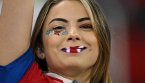 Aficionadas guapas de Costa Rica roban miradas en el Mundial