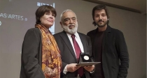 Muere el escenógrafo Alejandro Luna, papá de Diego Luna