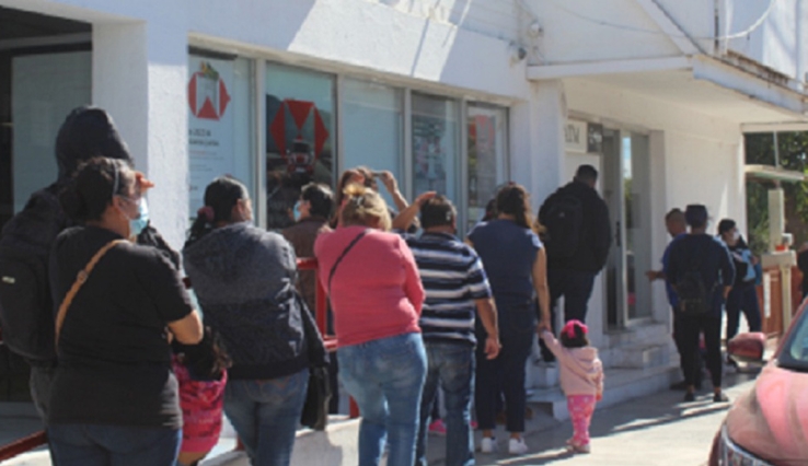 Reciben Maquileros el Fondo de Ahorro