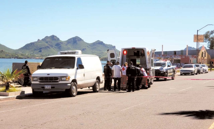Asesinan a dos pescadores en embarcadero