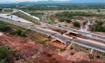 Sobre la carretera Federal 15…  Afectan ‘aguas broncas’ circulación al norte y sur
