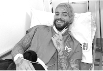 Maluma es hospitalizado para ser operado
